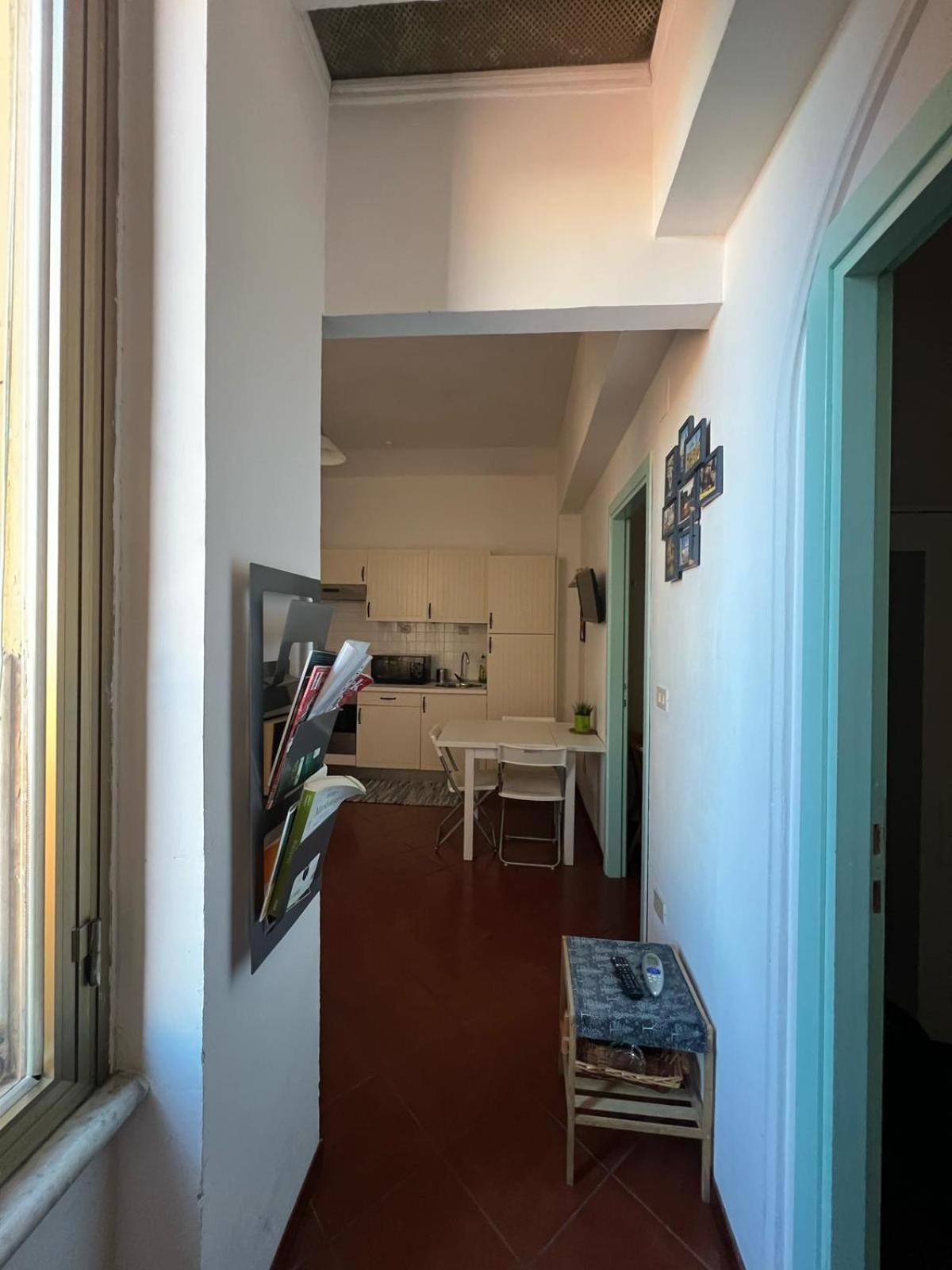 Apartment - Laterano 85 Near The Colosseum — Photos 3